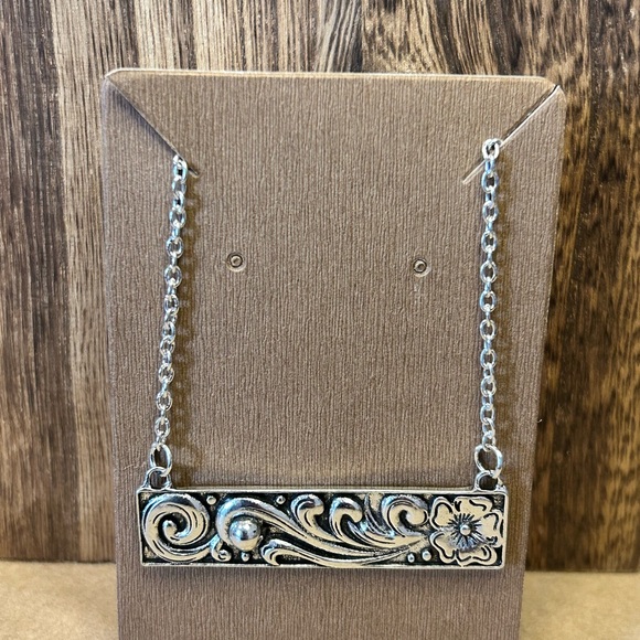 Western Silver Tone Engraved Bar Necklace - Picture 2 of 4